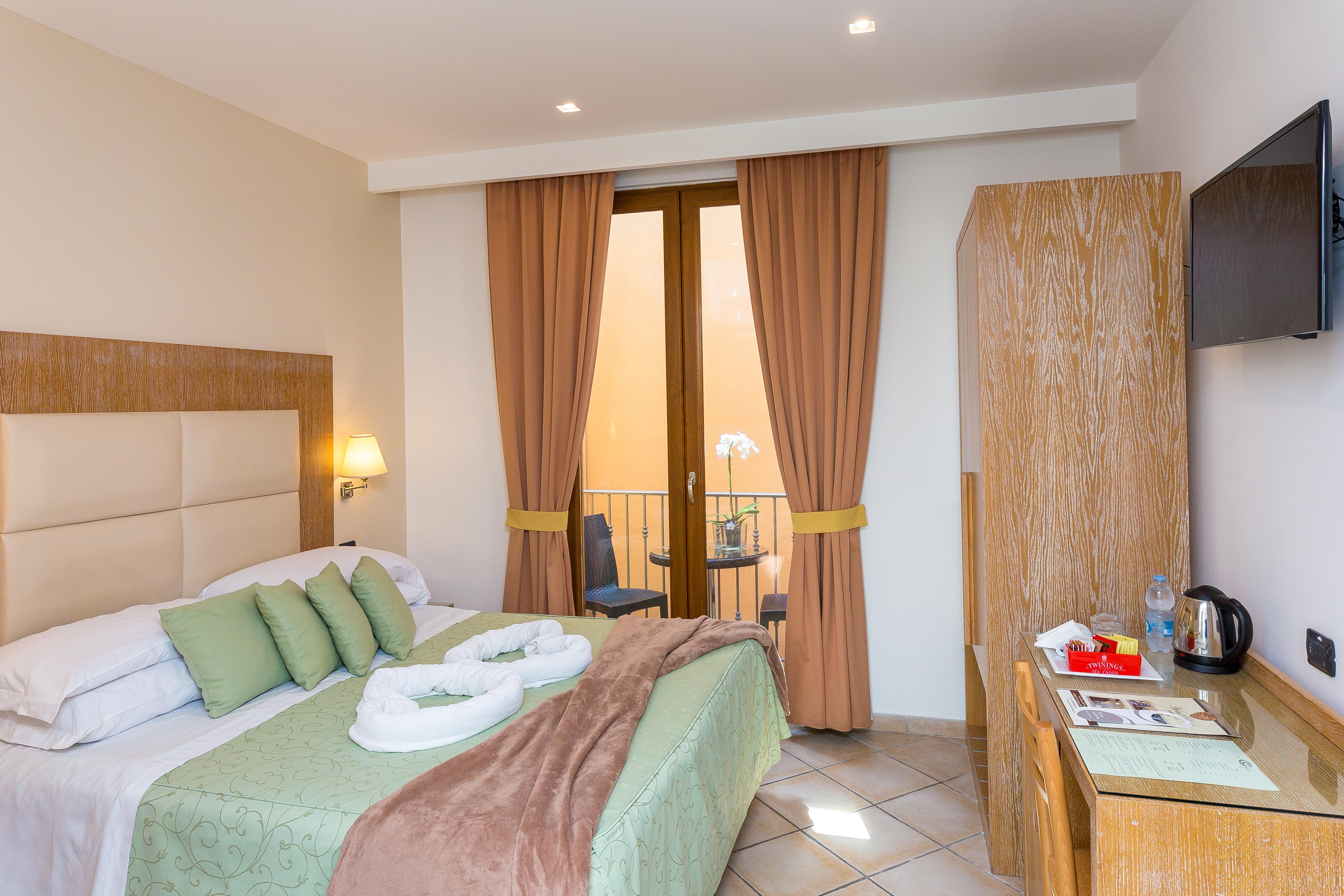 Hotel Sorrento City Bagian luar foto