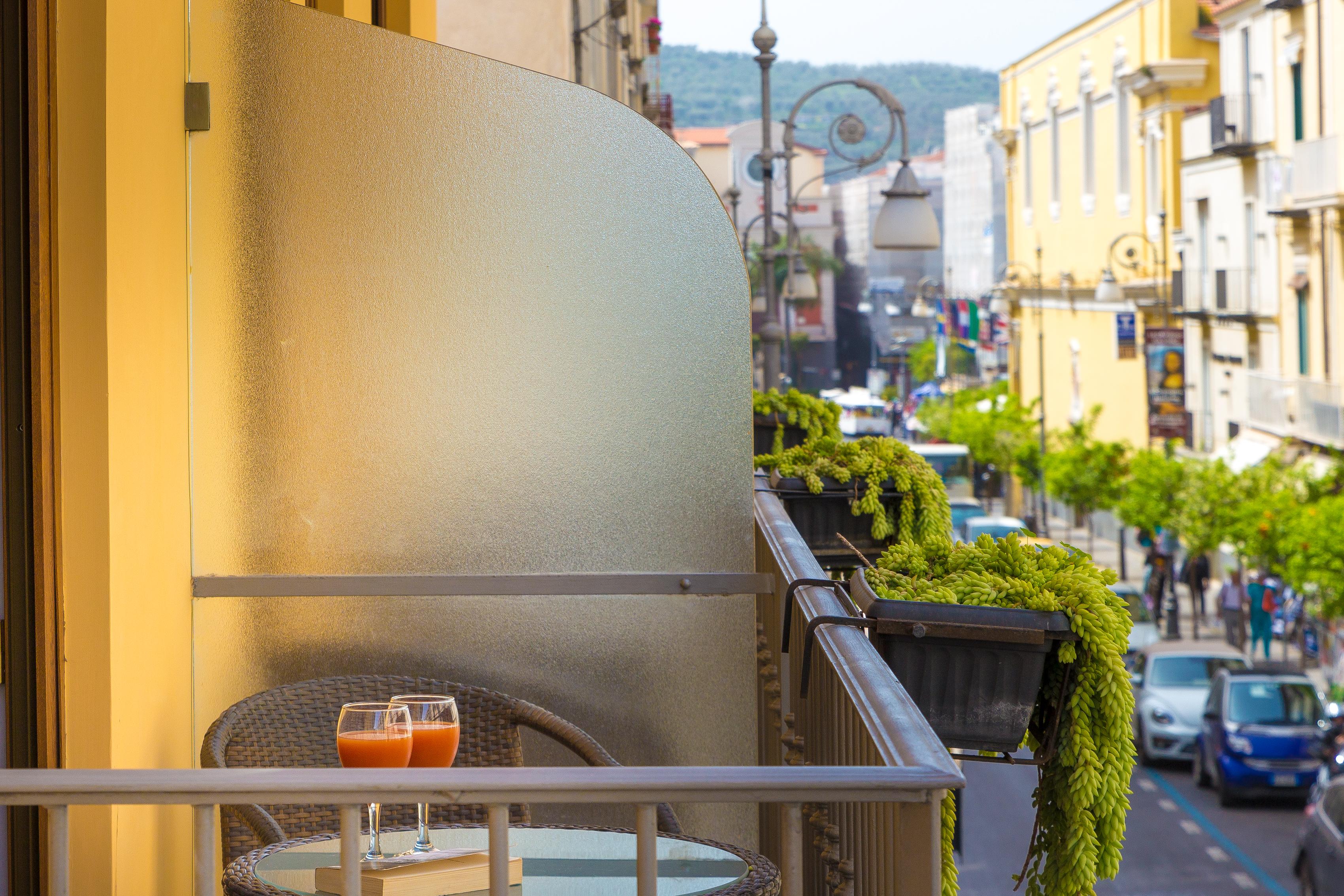 Hotel Sorrento City Bagian luar foto