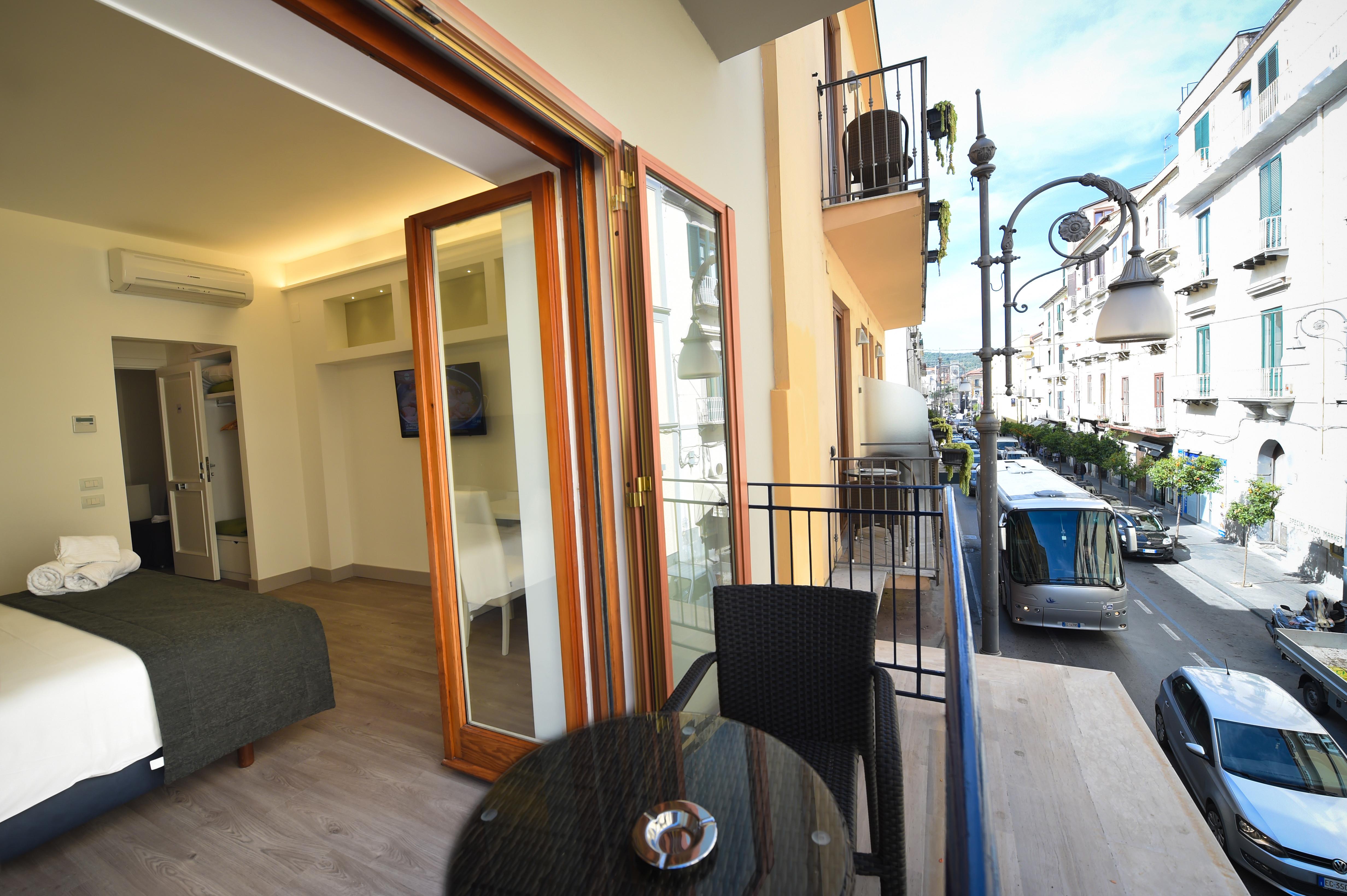 Hotel Sorrento City Bagian luar foto
